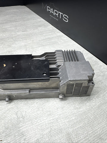 BMW M8 2020 HARMAN AUDIO RADIO ANTENNA BOOSTER AMPLIFIER AMP MODULE UNIT 9824561