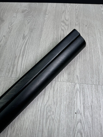 00-06 BMW E46 325 330 M3 CONVERTIBLE DRIVER DOOR SILL BLACK 8239965