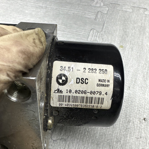 MK60 ABS ANTI-LOCK BRAKE PUMP ASSEMBLY 03-06 BMW E46 M3 2282249 2282250 OEM