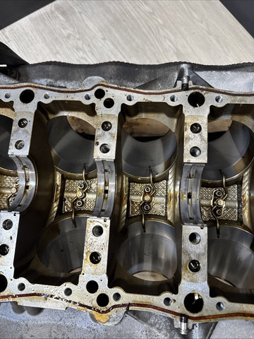 BMW E60 E63 M5 M6 06-10 S85 V10 Engine Block 11110443600 Bare Block