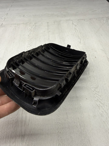 BMW 97-99 E36 M3 Front Kidney Grille Grill Gloss Black Right Passenger