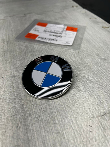 01-20 BMW E46 F80 F82 M3 M4 TRUNK EMBLEM LOGO BADGE 8219237 OEM
