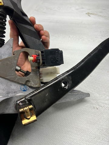 BMW 98-02 Z3 M Z3M MANUAL CLUTCH & BRAKE PEDAL ASSEMBLY OEM 1164842