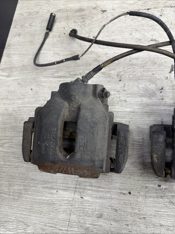 BMW E39 M5 98-03 Front Calipers Brakes OEM *Cut*