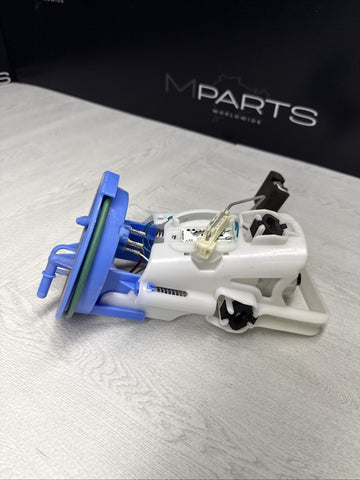 01-06 BMW E46 M3 S54 Engine Main Right Fuel Pump *Hose