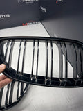 08-13 BMW E90 E92 E93 M3 Front Kidney Grilles Gloss Black