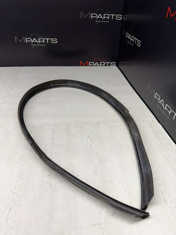 15-20 BMW F80 F82 F83 M3 M4 S55 Front Engine Bay Hood/Bonnet Seal OEM 7255802