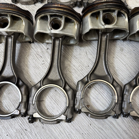 08-13 BMW E90 E92 E93 M3 V8 S65 Engine Pistons & Connecting Rods OEM Set