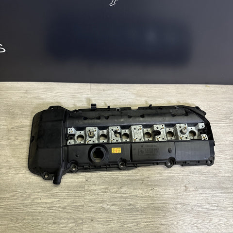 00-05 BMW E46 325 M54 ENGINE VALVE COVER 1432928