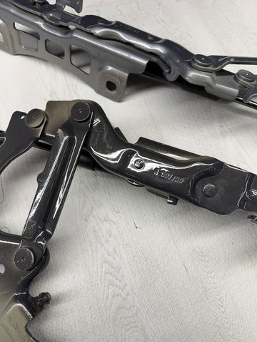 BMW 21-26 G80 M3 REAR TRUNK LID HINGES W/SHOCKS STRUTS