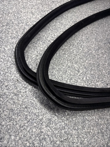 01-06 OEM BMW E46 M3 Coupe Rear Quarter Panel Window Glass Weatherstrip Seals