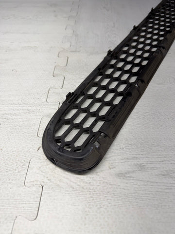 08-13 BMW E90 M3 Sedan Rear Bumper Grille Center Genuine OEM 8040878