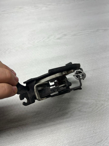 BMW 17-23 530i 540i M550i G30 F90 M5 HOOD RIGHT SIDE LOCK LATCH ACTUATOR OEM