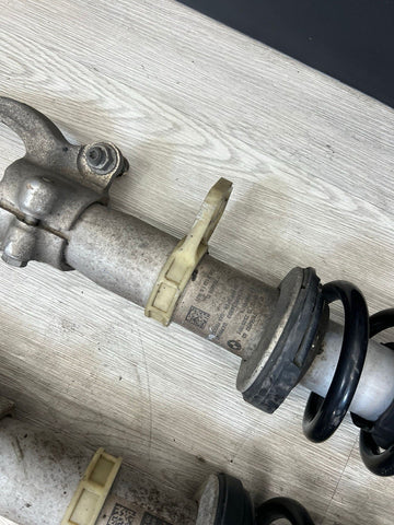 18-23 OEM BMW F90 M5 Front Suspension Struts Shocks SET EDC