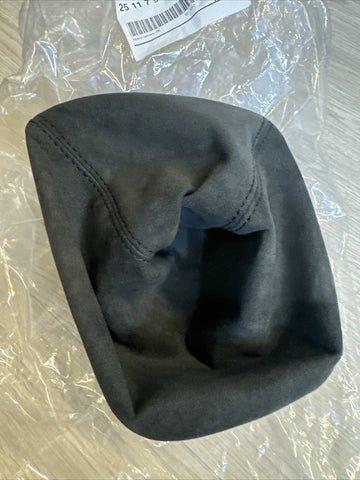 BMW E46 323 325 330 M3 Alcantara Shift Shifter Boot Cover + Ring 25117919219