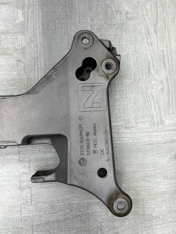 21-26 BMW G80 G82 G83 M3 M4 TRANSMISSION CROSSMEMBER BRACKET MOUNT 2231808942101