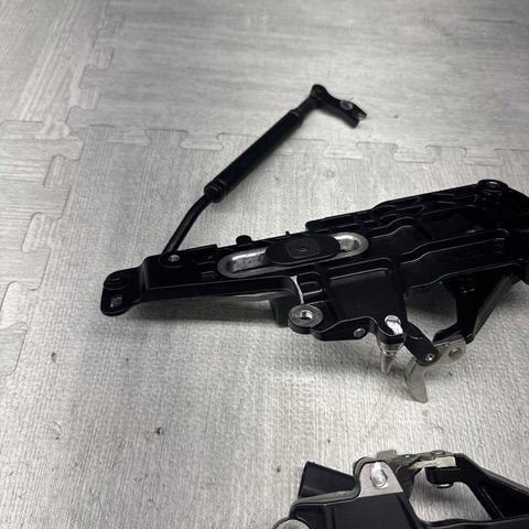 01-06 BMW E46 325 330 M3 - Convertible Top Latches Motors  - 7031361 7031362 OEM