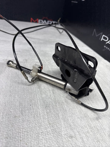 00-06 Bmw E46 325 330 M3 Convertible Top Rear Left Hydraulic Master Cylinder