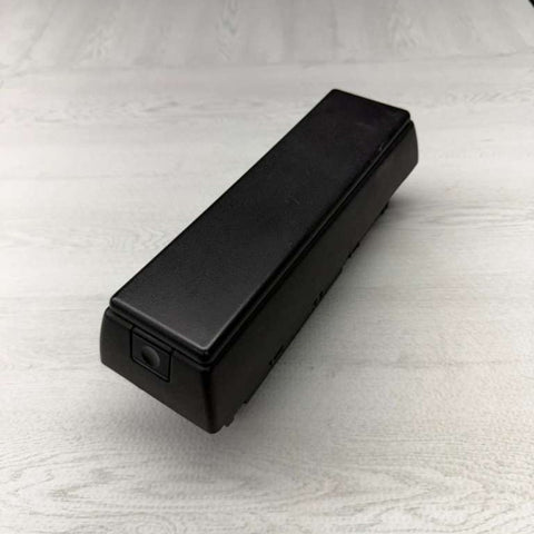 96–02 BMW Z3 Roadster/Coupe Center Console Cassette Box Holder OEM 1387031*Notes