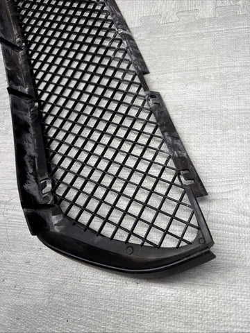 OEM 01-06 BMW E46 M3 Front Center Bumper Grille Cover Trim 51112694724 2694724