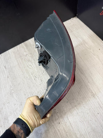 2011-2013 BMW 5 Series F10 Right Rear Tail Lamp Assembly HELLA OEM 173462-02