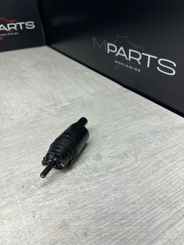 OEM Windshield Washer Pump 67128362154 BMW Z4 M3 E46 E38 E39 E60 E65 E53 X3 X5