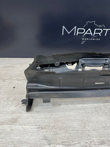 BMW Genuine F22 F23 F87 M2 Air Ducts Radiator Support 51747290605