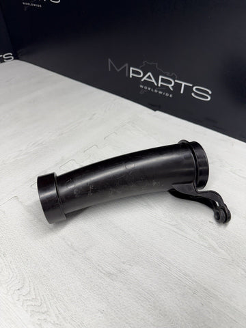 BMW 15-20 F80 F82 F83 M3 M4 INTAKE AIR DUCT CHARGE PIPE TUBE 13717846272 7846272