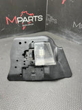 BMW E46 REAR OUTER RIGHT TAIL LIGHT LAMP BULB CARRIER HOLDER 257042R 8383828