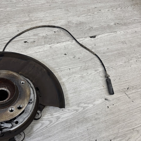 2008-2013 BMW E90 E92 E93 M3 Rear Spindle Knuckle Hub Right Passenger *Notes*