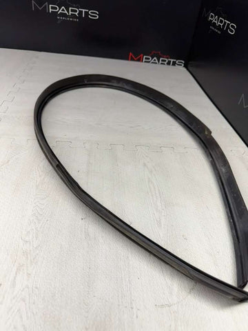 15-20 BMW F80 F82 F83 M3 M4 S55 Front Engine Bay Hood/Bonnet Seal OEM 7255802