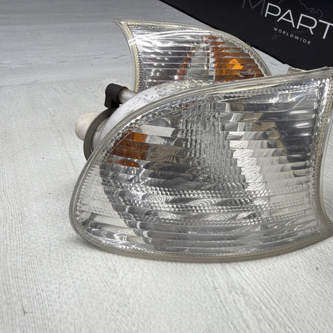 02-06 BMW E46 325 328 M3 Clear Corner Lights Tail Lamps 6919651 6919652 *Notes*