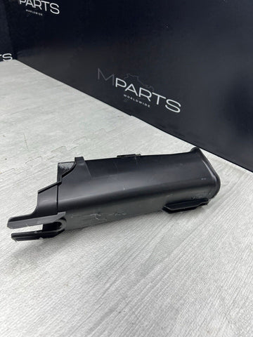 BMW 21-26 G80 G82 G83 M3 M4 FRONT LEFT DRIVER AIR INTAKE DUCT GUIDE 8095803