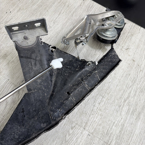 08-13 OEM BMW E90 E92 E93 M3 Front Bumper Support Panel Radiator Bar *Notes*