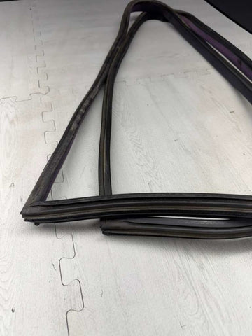 BMW 94-99 E36 325 328 M3 Coupe Panel Window Seal Seals Black Rear Quarter