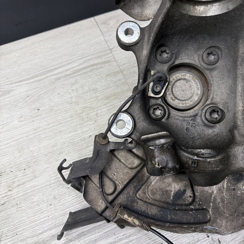 15-20 OEM BMW F80 F82 F83 M3 M4 Front Left Hub Spindle Knuckle Wheel *Notes*