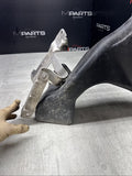 06-10 BMW E63 E64 M6 FRONT BUMPER LEFT DRIVER SIDE BRAKE AIR DUCT 7899787 *Chip*