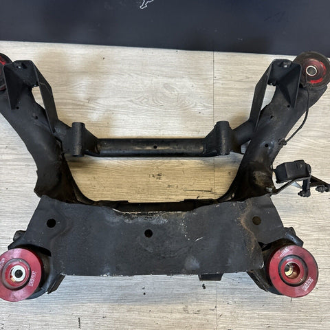 01-06 BMW E46 M3 REAR SUSPENSION SUBFRAME AXLE CARRIER CRADLE