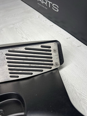 01-06 BMW E46 M3 BLACK DEAD PEDAL KICK PANEL COVER 7902400
