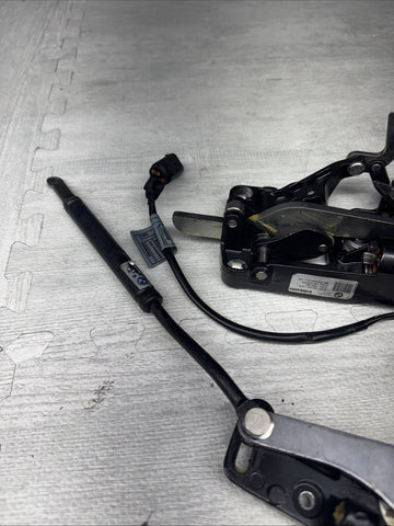 01-06 BMW E46 325 330 M3 - Convertible Top Latches Motors  - 7031361 7031362 OEM