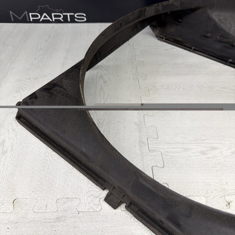 BMW E39 M5 RADIATOR FAN SHROUD COVER PLASTIC OEM 2228894