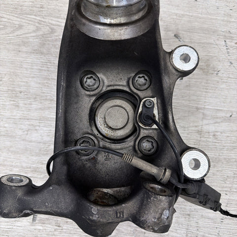 15-20 OEM BMW F80 F82 F83 M3 M4 Front Right Hub Spindle Knuckle Wheel Bearing
