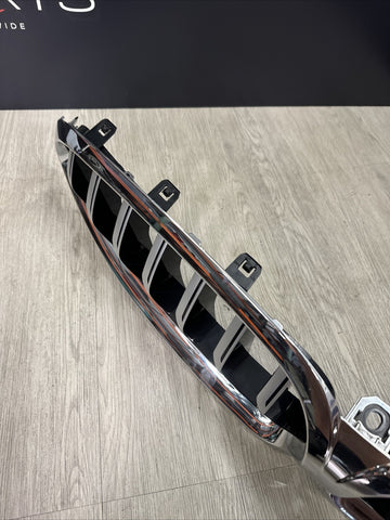 aa205340 BMW G16 840i 8 Series 2020 2021 2022 Front Bumper Chrome Grille OEM