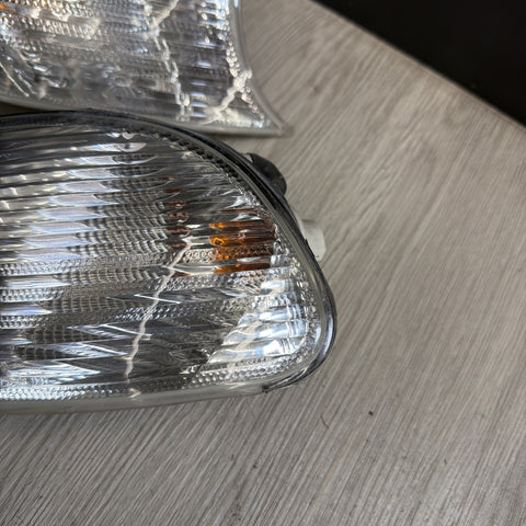 02-06 BMW E46 325 328 M3 Clear Corner Lights Tail Lamps 6919651 6919652 *Notes*