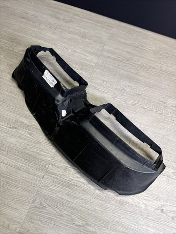 BMW E90 E92 E93 M3 PANEL AIR DUCT GUIDE 8040935 Air Guidance Top Front OEM