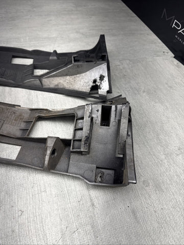 01-06 BMW E46 M3 LEFT RIGHT DRIVER FRONT BUMPER COVER GUARD BRACKET PAIR 2695247