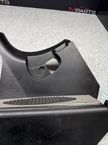 01-06 BMW E46 M3 BLACK DEAD PEDAL KICK PANEL COVER 7902400