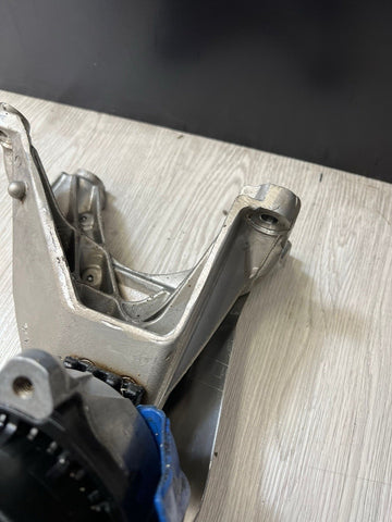 BMW 21-26 G80 G82 G83 M3 M4 Front Right Side Engine Support Bracket OEM