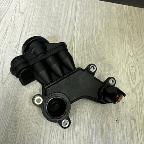 BMW S65 E90 E92 M3 PCV Crankcase Vent Valve Oil Separator 2008-2013 USED OEM
