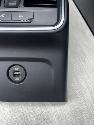 15-23 PORSCHE MACAN REAR A/C PANEL W/HEATED SEATS & DUAL USB PORT 95B819203